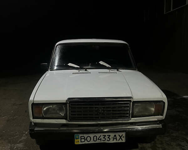 Белый ВАЗ 2107, объемом двигателя 1.6 л и пробегом 95 тыс. км за 1080 $, фото 4 на Automoto.ua