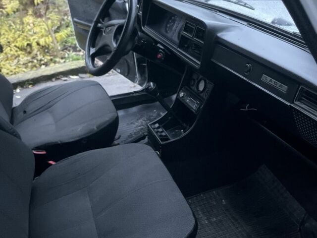 Білий ВАЗ 2107, об'ємом двигуна 1.6 л та пробігом 200 тис. км за 800 $, фото 5 на Automoto.ua