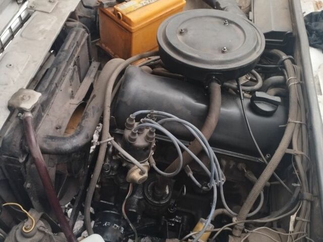 Белый ВАЗ 2107, объемом двигателя 1.5 л и пробегом 42 тыс. км за 1200 $, фото 6 на Automoto.ua