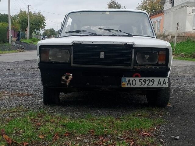 Белый ВАЗ 2107, объемом двигателя 0 л и пробегом 70 тыс. км за 239 $, фото 1 на Automoto.ua