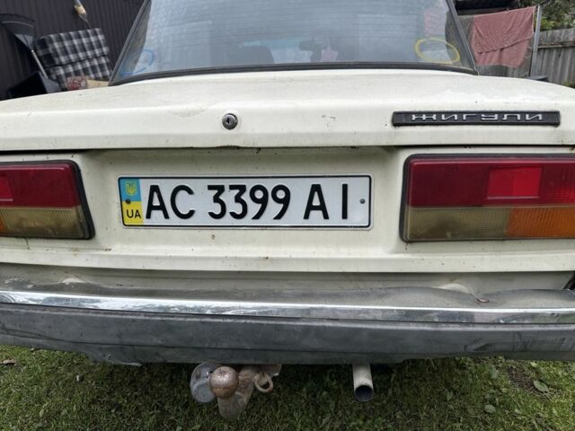 Белый ВАЗ 2107, объемом двигателя 1.6 л и пробегом 300 тыс. км за 556 $, фото 1 на Automoto.ua