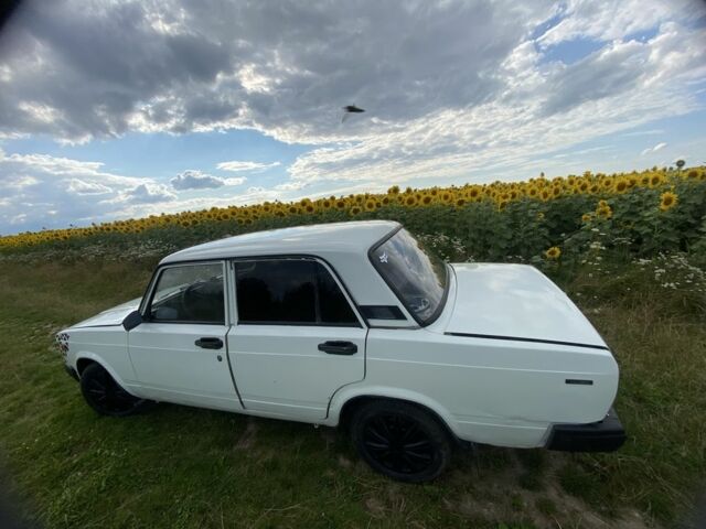 Белый ВАЗ 2107, объемом двигателя 1.3 л и пробегом 100 тыс. км за 850 $, фото 7 на Automoto.ua