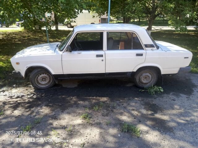 Білий ВАЗ 2107, об'ємом двигуна 1.5 л та пробігом 166 тис. км за 700 $, фото 5 на Automoto.ua