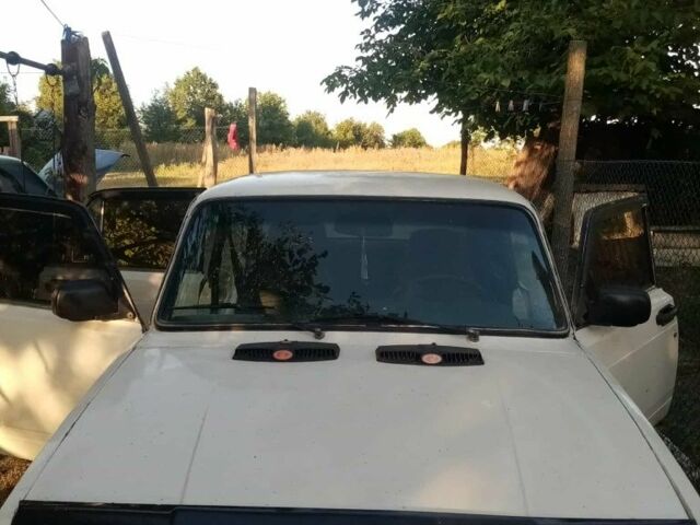 Білий ВАЗ 2107, об'ємом двигуна 0 л та пробігом 3 тис. км за 23000 $, фото 6 на Automoto.ua