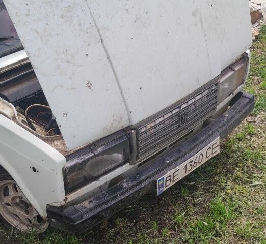 Белый ВАЗ 2107, объемом двигателя 0 л и пробегом 456 тыс. км за 11000 $, фото 5 на Automoto.ua