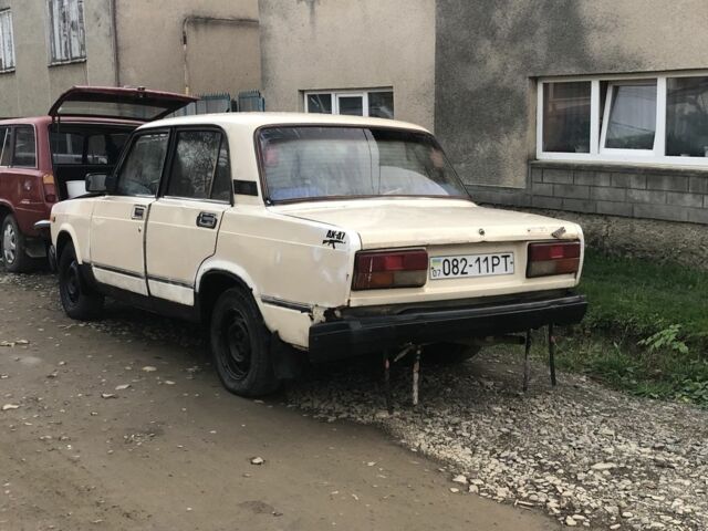 Бежевый ВАЗ 2107, объемом двигателя 1.5 л и пробегом 140 тыс. км за 404 $, фото 1 на Automoto.ua