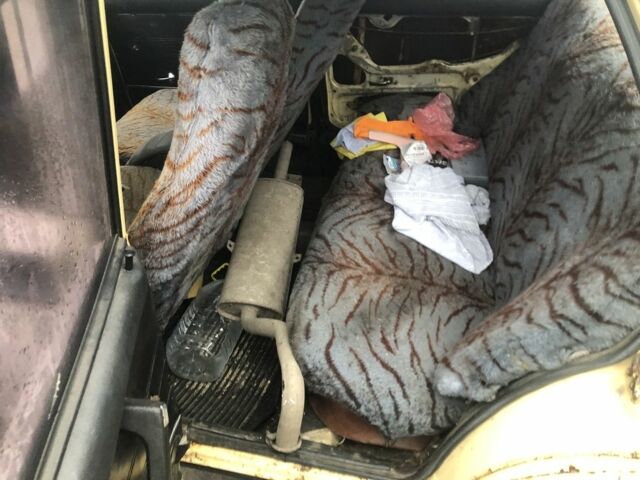 Бежевый ВАЗ 2107, объемом двигателя 1.5 л и пробегом 2 тыс. км за 400 $, фото 4 на Automoto.ua