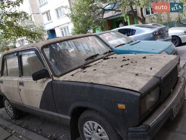 Бежевый ВАЗ 2107, объемом двигателя 0 л и пробегом 120 тыс. км за 1000 $, фото 1 на Automoto.ua