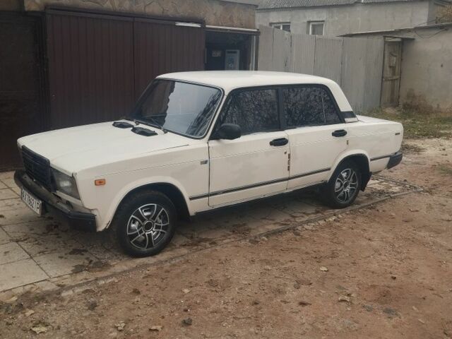 Бежевый ВАЗ 2107, объемом двигателя 1.5 л и пробегом 114 тыс. км за 600 $, фото 4 на Automoto.ua