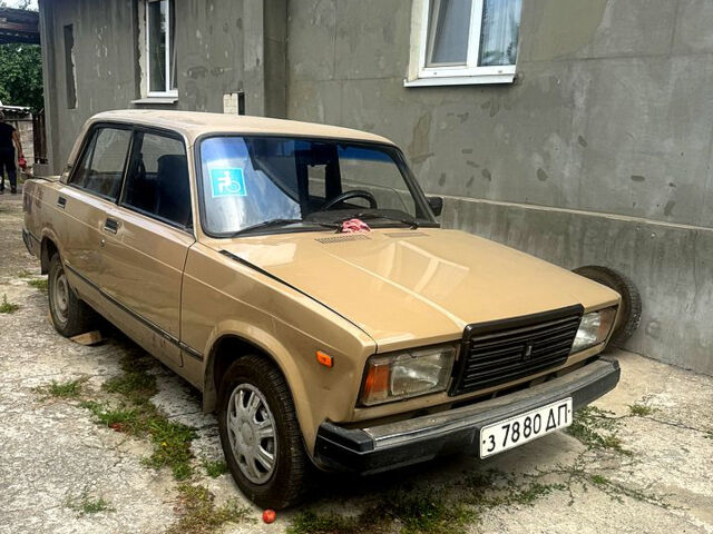 Бежевый ВАЗ 2107, объемом двигателя 1.5 л и пробегом 265 тыс. км за 500 $, фото 5 на Automoto.ua