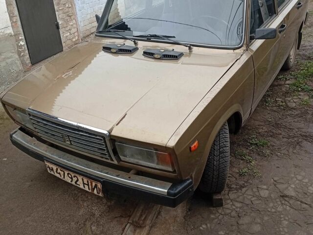 Бежевий ВАЗ 2107, об'ємом двигуна 1.6 л та пробігом 100 тис. км за 593 $, фото 2 на Automoto.ua