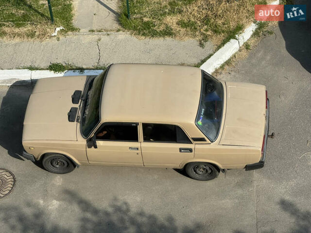 Бежевий ВАЗ 2107, об'ємом двигуна 1.5 л та пробігом 162 тис. км за 896 $, фото 19 на Automoto.ua