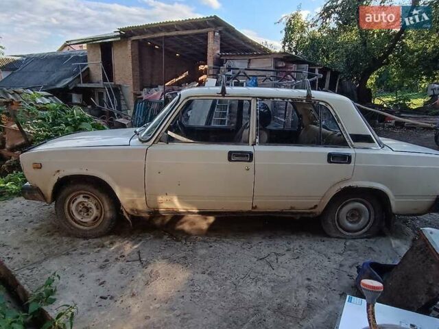 Бежевый ВАЗ 2107, объемом двигателя 0 л и пробегом 200 тыс. км за 350 $, фото 5 на Automoto.ua