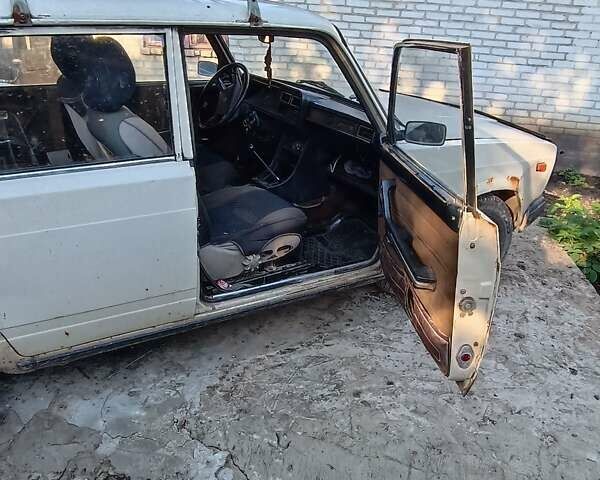 Бежевый ВАЗ 2107, объемом двигателя 0 л и пробегом 200 тыс. км за 350 $, фото 1 на Automoto.ua