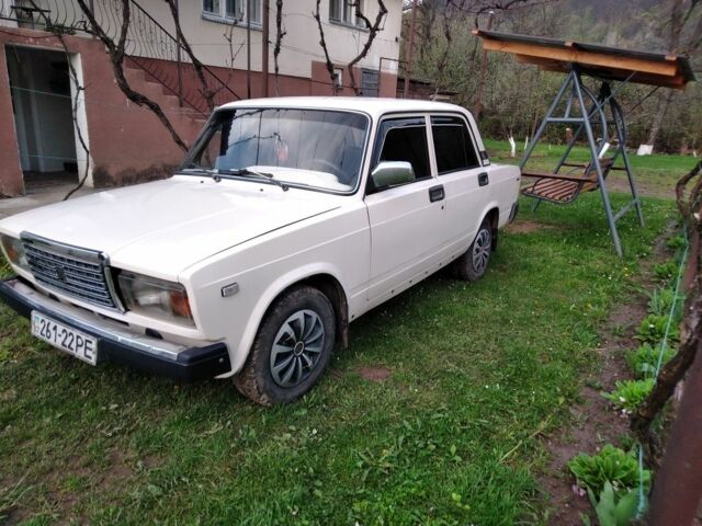 Бежевый ВАЗ 2107, объемом двигателя 1.3 л и пробегом 900 тыс. км за 950 $, фото 1 на Automoto.ua