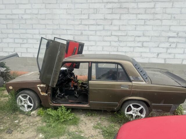 Бежевий ВАЗ 2107, об'ємом двигуна 0 л та пробігом 60 тис. км за 2100 $, фото 5 на Automoto.ua