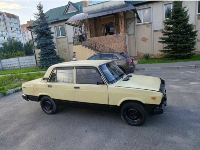 Бежевый ВАЗ 2107, объемом двигателя 1.5 л и пробегом 34 тыс. км за 600 $, фото 6 на Automoto.ua