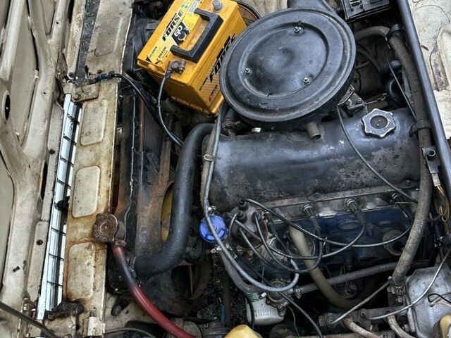 Бежевый ВАЗ 2107, объемом двигателя 1.5 л и пробегом 400 тыс. км за 709 $, фото 5 на Automoto.ua