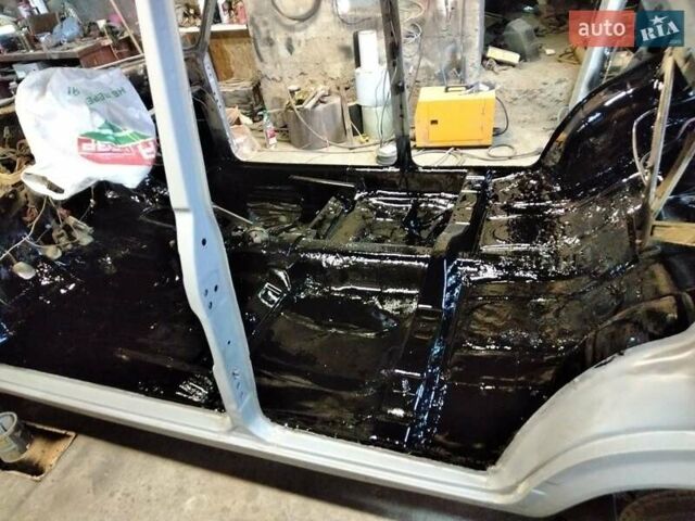 Бежевый ВАЗ 2107, объемом двигателя 1.3 л и пробегом 900 тыс. км за 950 $, фото 5 на Automoto.ua