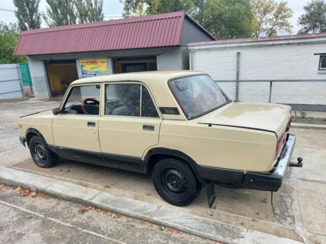 Бежевый ВАЗ 2107, объемом двигателя 0 л и пробегом 100 тыс. км за 451 $, фото 2 на Automoto.ua