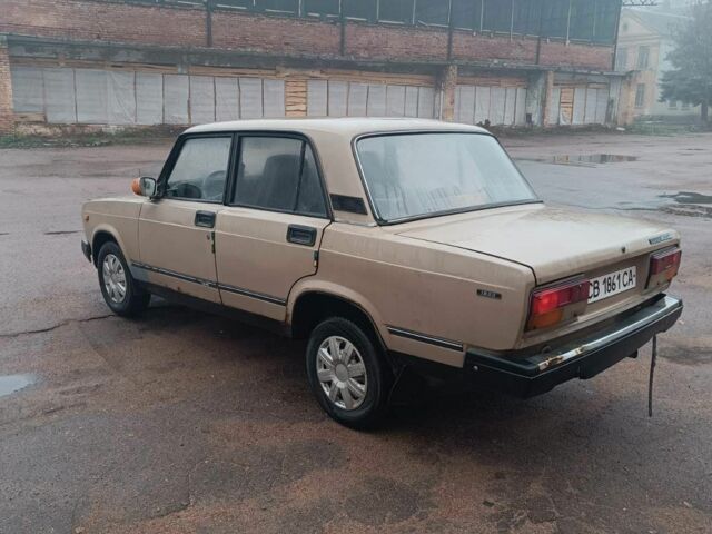 Бежевый ВАЗ 2107, объемом двигателя 1.5 л и пробегом 2 тыс. км за 550 $, фото 3 на Automoto.ua