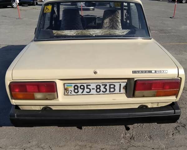ВАЗ 2107 1986 в Виннице на Automoto.ua Бежевый ВАЗ 2107, объемом двигателя 1.45 л и пробегом 145 тыс. км за 1207 $, фото 5 на Automoto.ua