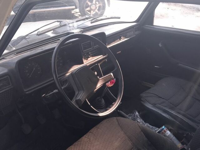 Бежевый ВАЗ 2107, объемом двигателя 1.5 л и пробегом 98 тыс. км за 620 $, фото 5 на Automoto.ua