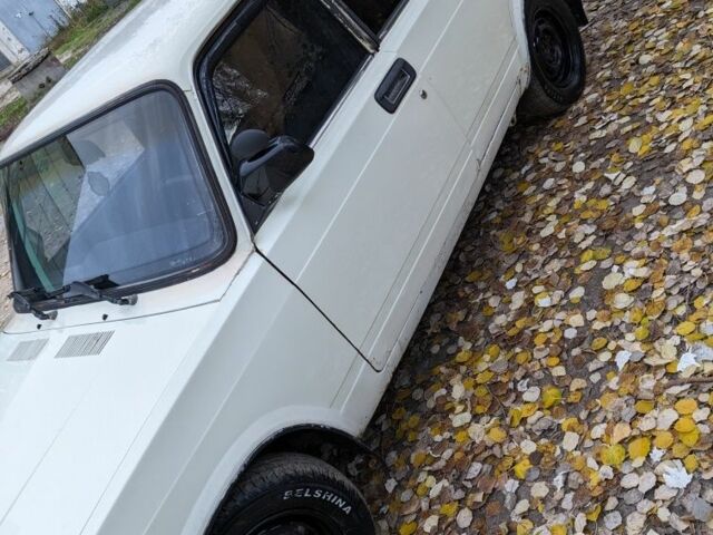 Бежевый ВАЗ 2107, объемом двигателя 1.3 л и пробегом 42 тыс. км за 669 $, фото 2 на Automoto.ua