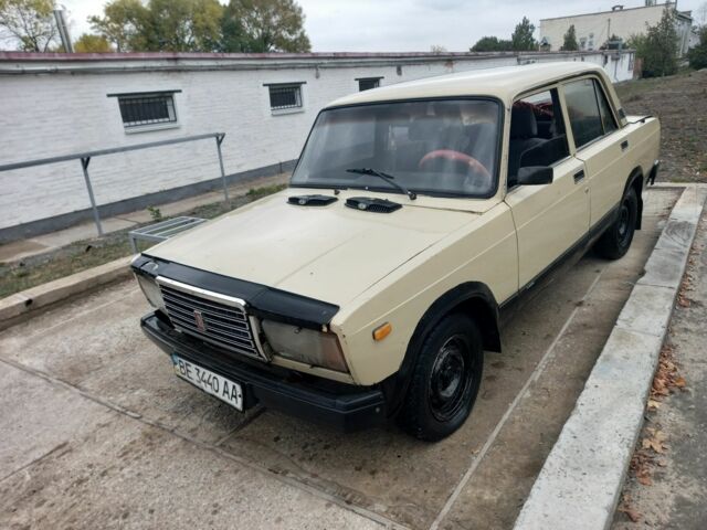 Бежевый ВАЗ 2107, объемом двигателя 0 л и пробегом 100 тыс. км за 451 $, фото 1 на Automoto.ua