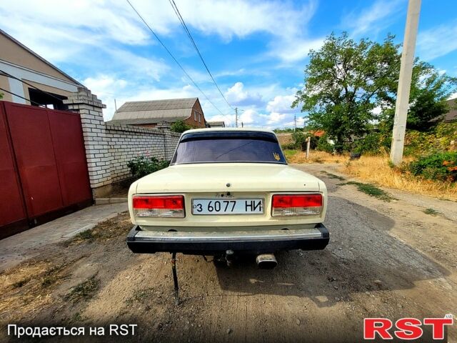 Бежевый ВАЗ 2107, объемом двигателя 1.5 л и пробегом 0 тыс. км за 900 $, фото 4 на Automoto.ua