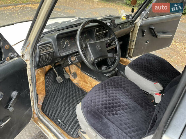 ВАЗ 2107 1986 в Могилев-Подольском на Automoto.ua Бежевый ВАЗ 2107, объемом двигателя 1.46 л и пробегом 300 тыс. км за 1111 $, фото 7 на Automoto.ua