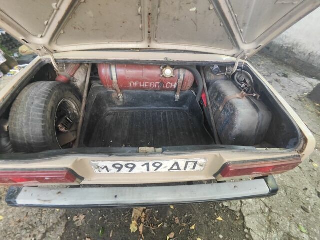 Бежевий ВАЗ 2107, об'ємом двигуна 1 л та пробігом 75 тис. км за 238 $, фото 6 на Automoto.ua