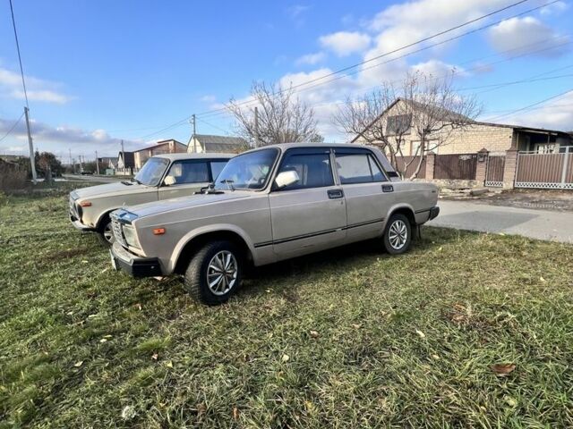 Бежевый ВАЗ 2107, объемом двигателя 0 л и пробегом 3 тыс. км за 1071 $, фото 2 на Automoto.ua