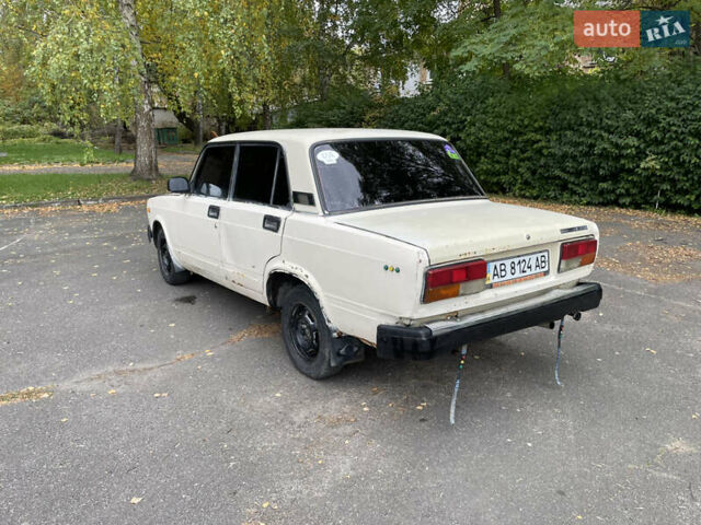 ВАЗ 2107 1986 в Могилев-Подольском на Automoto.ua Бежевый ВАЗ 2107, объемом двигателя 1.46 л и пробегом 300 тыс. км за 1111 $, фото 2 на Automoto.ua