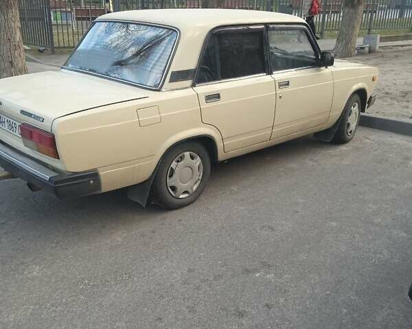 Бежевый ВАЗ 2107, объемом двигателя 1.6 л и пробегом 70 тыс. км за 1000 $, фото 4 на Automoto.ua