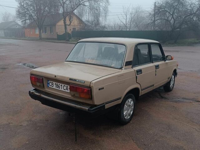 Бежевый ВАЗ 2107, объемом двигателя 1.5 л и пробегом 2 тыс. км за 550 $, фото 2 на Automoto.ua