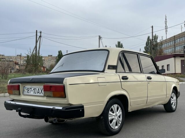 ВАЗ 2107 1987 в Кривом Роге на Automoto.ua Бежевый ВАЗ 2107, объемом двигателя 1.5 л и пробегом 93 тыс. км за 676 $, фото 4 на Automoto.ua