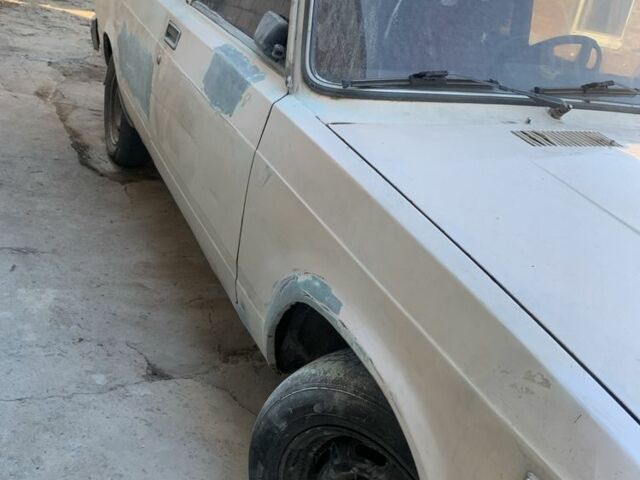 Бежевый ВАЗ 2107, объемом двигателя 1.5 л и пробегом 200 тыс. км за 362 $, фото 7 на Automoto.ua