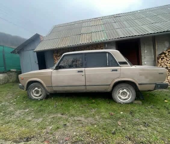 Бежевый ВАЗ 2107, объемом двигателя 0 л и пробегом 222 тыс. км за 450 $, фото 1 на Automoto.ua