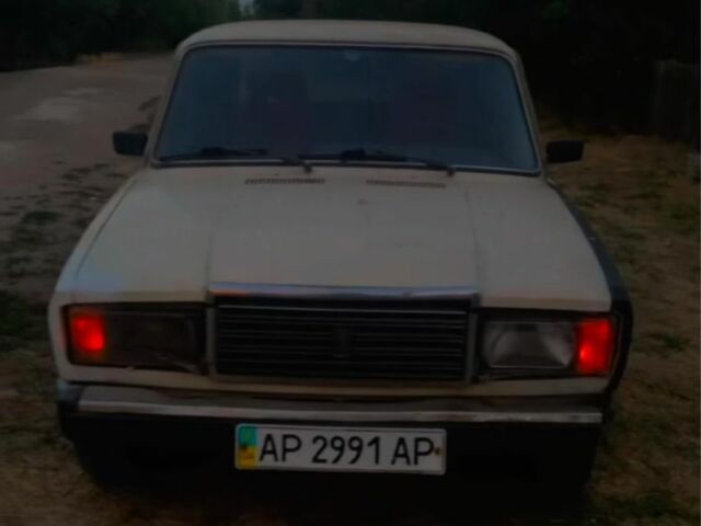 Бежевый ВАЗ 2107, объемом двигателя 1.5 л и пробегом 200 тыс. км за 362 $, фото 3 на Automoto.ua