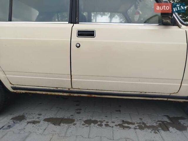 ВАЗ 2107 1987 в Черновцах на Automoto.ua Бежевый ВАЗ 2107, объемом двигателя 1.3 л и пробегом 90 тыс. км за 700 $, фото 6 на Automoto.ua