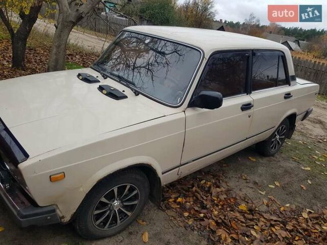Бежевий ВАЗ 2107, об'ємом двигуна 1.5 л та пробігом 45 тис. км за 1100 $, фото 4 на Automoto.ua