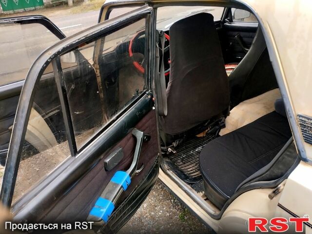 Бежевый ВАЗ 2107, объемом двигателя 1.5 л и пробегом 200 тыс. км за 700 $, фото 6 на Automoto.ua