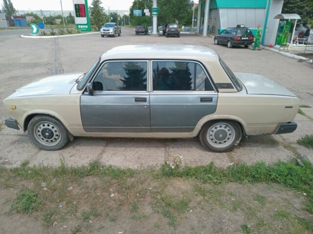 Бежевий ВАЗ 2107, об'ємом двигуна 1.5 л та пробігом 300 тис. км за 559 $, фото 3 на Automoto.ua