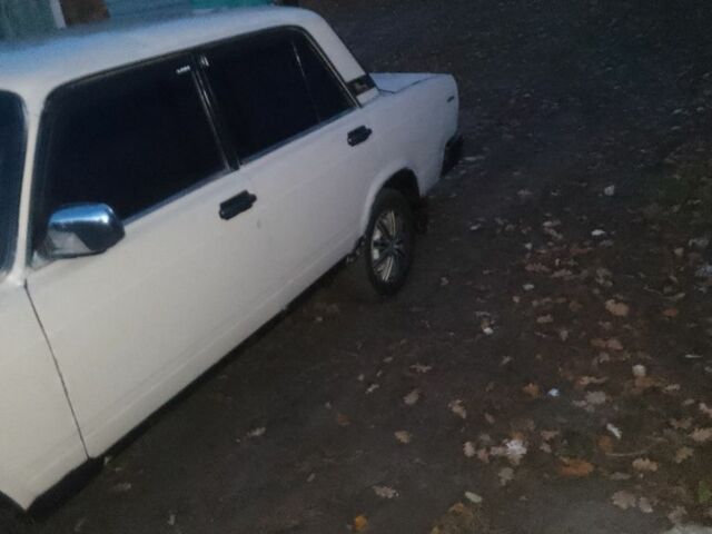 ВАЗ 2107 1987 в Монастырище на Automoto.ua Бежевый ВАЗ 2107, объемом двигателя 1.3 л и пробегом 1000 тыс. км за 1000 $, фото 3 на Automoto.ua