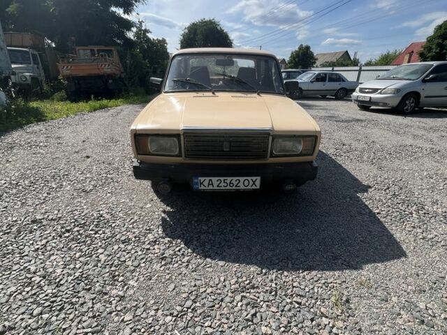 Бежевый ВАЗ 2107, объемом двигателя 1.5 л и пробегом 3 тыс. км за 607 $, фото 4 на Automoto.ua