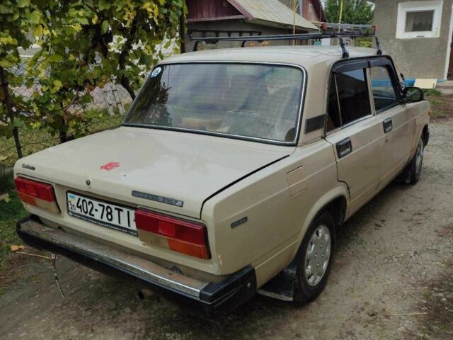 ВАЗ 2107 1987 в Каменце-Подольском на Automoto.ua Бежевый ВАЗ 2107, объемом двигателя 0 л и пробегом 270 тыс. км за 720 $, фото 2 на Automoto.ua