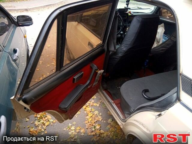 Бежевый ВАЗ 2107, объемом двигателя 1.5 л и пробегом 190 тыс. км за 650 $, фото 7 на Automoto.ua