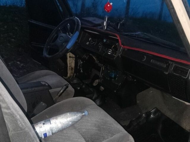 ВАЗ 2107 1987 в Монастырище на Automoto.ua Бежевый ВАЗ 2107, объемом двигателя 1.3 л и пробегом 1000 тыс. км за 1000 $, фото 6 на Automoto.ua