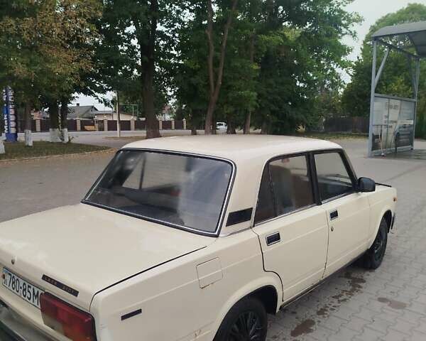 ВАЗ 2107 1987 в Черновцах на Automoto.ua Бежевый ВАЗ 2107, объемом двигателя 1.3 л и пробегом 90 тыс. км за 700 $, фото 5 на Automoto.ua